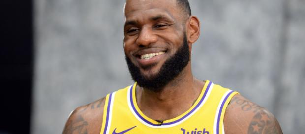 LeBron James a dépassé Wilt Chamberlain pour devenir le cinquième meilleur marqueur de l'histoire de la NBA - usatoday.com LeBron James a dépassé Wilt Chamberlain pour devenir le cinquième meilleur marqueur de l'histoire de la NBA - usatoday.com