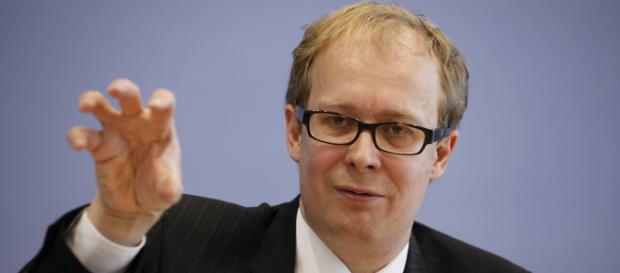 Professor Justus Haucap erstellte Studie für den "Deutschen Hanfverband" (DHV) Professor Justus Haucap erstellte Studie für den "Deutschen Hanfverband" (DHV)