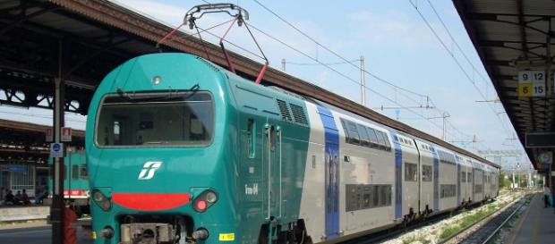 Treni, nuovi diritti per i viaggiatori e rimborsi più alti Treni, nuovi diritti per i viaggiatori e rimborsi più alti