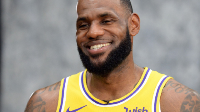 LeBron James a d&eacute;pass&eacute; Wilt Chamberlain pour devenir le cinqui&egrave;me meilleur marqueur de l'histoire de la NBA - usatoday.com
