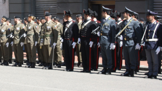 Forze di polizia e vigili del fuoco, maxi piano da 7.600 assunzioni.