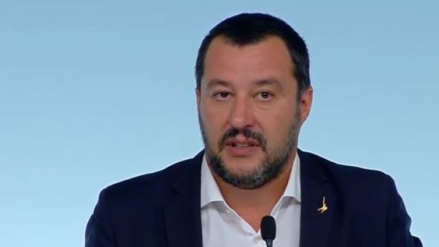 Matteo Salvini continua ad essere critico nei confronti dell'Europa