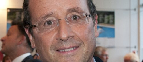 François Hollande a évoque le "désenchantement démocratique" vendredi à Rennes lors d'un débat