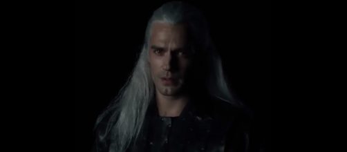 'Man of Steel' star Henry Cavill plays Geralt of Rivia in 'The Witcher' Netflix series [Image Credit: Emergency Awesome/YouTube screencap]