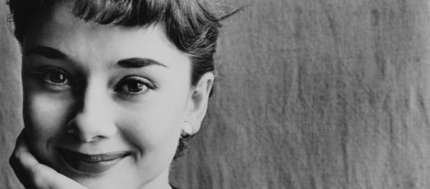 Audrey Hepburn e le rivelazioni sul suo impegno nella Resistenza Audrey Hepburn e le rivelazioni sul suo impegno nella Resistenza