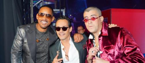 De gauche à droite, Will Smith, Marc Anthony et Bad Bunny au 19ème Grammy Awards Latin au MGM Grand Garden Arena à Las Vegas.