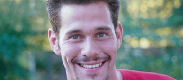 Nico ficou bastante conhecido nos ano 90 após protagonizar novela na Rede Globo. Nico ficou bastante conhecido nos ano 90 após protagonizar novela na Rede Globo.