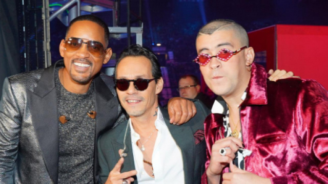 De gauche à droite, Will Smith, Marc Anthony et Bad Bunny au 19ème Grammy Awards Latin au MGM Grand Garden Arena à Las Vegas.