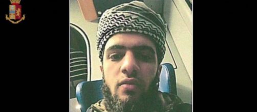 Terrorismo, a Milano arrestato un 22enne organico all'Isis | repubblica.it