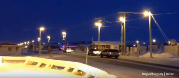 Barrow Alaska sun sets for 65 days - Image credit - BourgeoisPhotography | YouTube Barrow Alaska sun sets for 65 days - Image credit - BourgeoisPhotography | YouTube