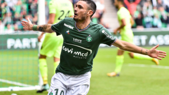 Rémy Cabella revient à son meilleur niveau au meilleur moment pour l'ASSE (parlonssport.fr).