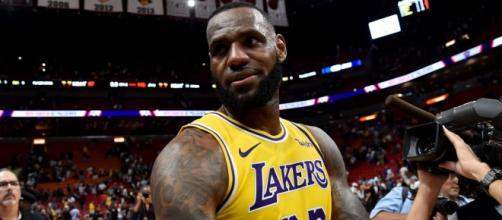 Lakers favorites on NBA odds in LeBron's return to Cleveland ... - sbnation.com