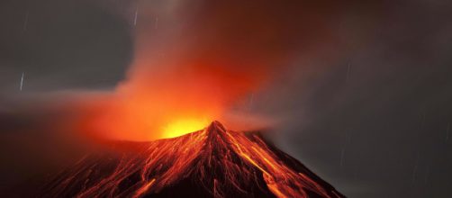 L'Etna e i suoi fenomeni parossistici danno luogo a più di 40 scosse di terremoto in meno di 24 ore