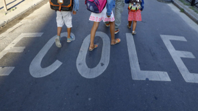 Un élève de 10 ans menace son enseignante