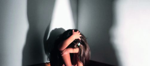 Siracusa, mamma faceva prostituire i figli di 3, 4 e 7 anni: arrestata