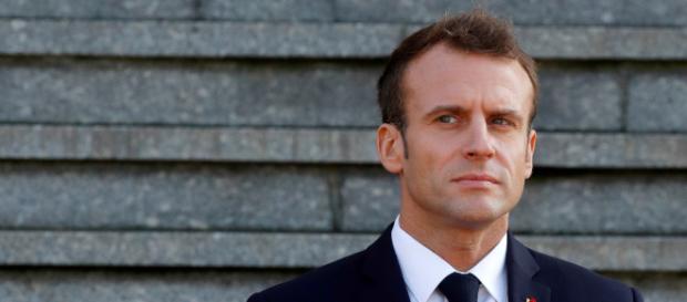 Emmanuel Macron et Edouard Phillippe sur le gril avec les "gilets jaunes" Emmanuel Macron et Edouard Phillippe sur le gril avec les "gilets jaunes"