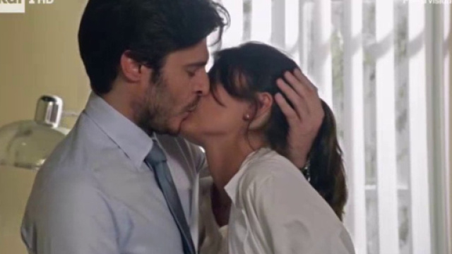 L'Allieva: il primo bacio tra Claudio e Alice