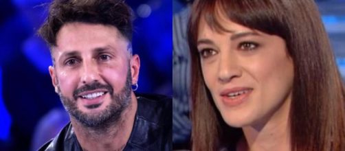 Fabrizio Corona e la Argento si sarebbero già lasciati: tolto il 'segui' su Instagram.