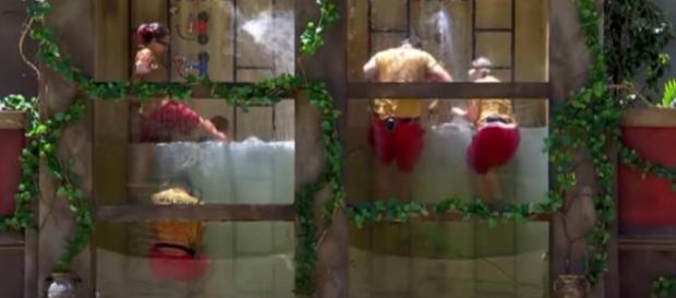 Malique shocked with his ability to stay under the water for almost a minute (Image credit:I'm A Celebrity...Get Me Out Of Here!/ YouTube.com) Malique shocked with his ability to stay under the water for almost a minute (Image credit:I'm A Celebrity...Get Me Out Of Here!/ YouTube.com)