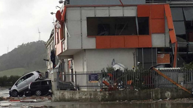Crotone devastata dall'ultima ondata di maltempo - Area industraile