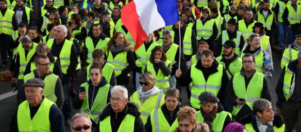 Des "gilets jaunes" créent une "délégation" officielle Des "gilets jaunes" créent une "délégation" officielle
