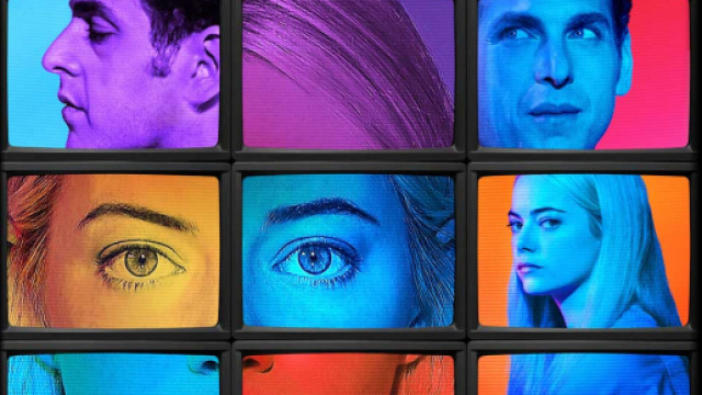 Jonah Hill et Emma Stone sont Owen et Annie dans la série Maniac
