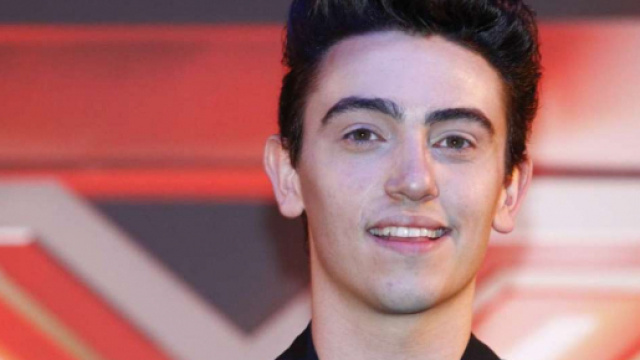 Michele Bravi nei guai: per l'incidente in cui è morta una donna, rischia dai 2 ai 7 anni.