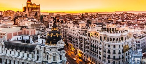 Madrid, donna di 65 anni viene sfrattata da casa e si uccide lanciandosi dal quinto piano di una palazzina