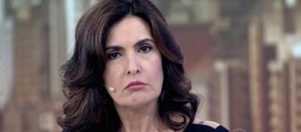 Fátima Bernardes será tirada da programação da Rede Bahia Fátima Bernardes será tirada da programação da Rede Bahia