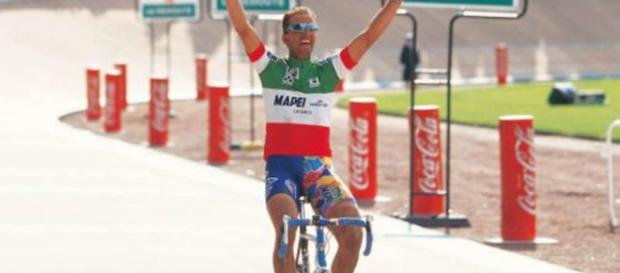 Andrea Tafi, la vittoria alla Roubaix '99 Andrea Tafi, la vittoria alla Roubaix '99
