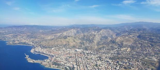 Casting per u film da girarsi a Reggio Calabria e un corto con riprese da effettuarsi a Milano Casting per u film da girarsi a Reggio Calabria e un corto con riprese da effettuarsi a Milano