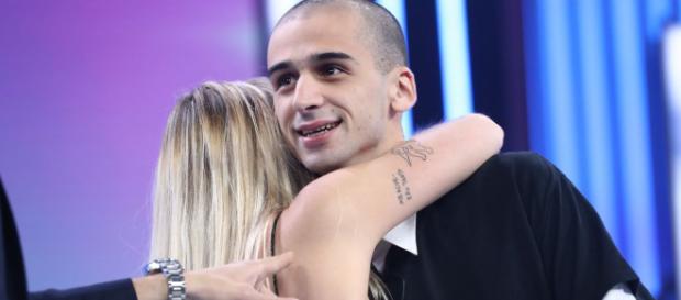 María y Pablo se abrazan en 'OT 2018'. / RTVE.es María y Pablo se abrazan en 'OT 2018'. / RTVE.es