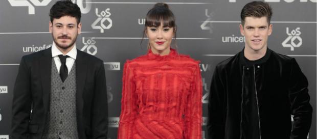 Aitana coincide en un evento con su ex y con su amigo Miguel Bernardeau Aitana coincide en un evento con su ex y con su amigo Miguel Bernardeau