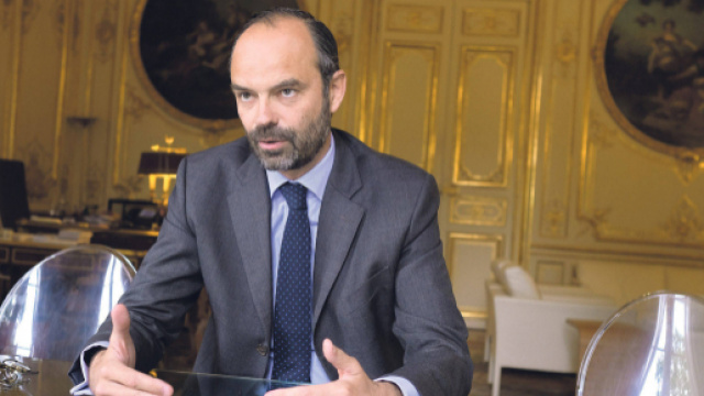 Edouard Philippe ouvert au dialogue avec les "gilets jaunes"