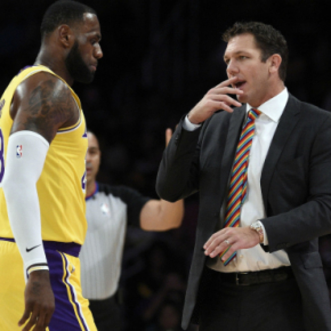 Lakers are on the bottom ranking when it comes to defensive rating. image- 15minutenews.com