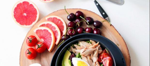 Dieta: anche le porzioni di cibo sano contano sulle quantità che tenderemo a mangiare Dieta: anche le porzioni di cibo sano contano sulle quantità che tenderemo a mangiare