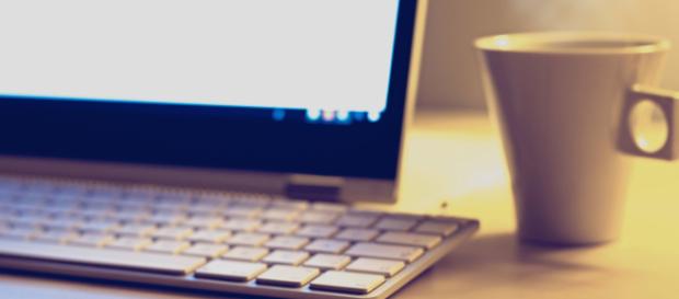 El pornosexual es adicto a la pornografía y evita las relaciones sexuales reales El pornosexual es adicto a la pornografía y evita las relaciones sexuales reales