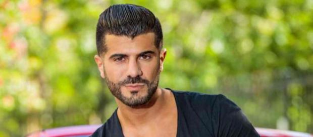 Les Vacances des Anges 3 : Thomas est en Tunisie pour une rhinoplastie. Les Vacances des Anges 3 : Thomas est en Tunisie pour une rhinoplastie.