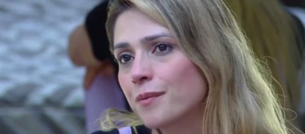 Nadja Pessoa, esposa do cantor D'Black, foi parte central de confusão nos dias 5 e 6 (Reprodução/RecordTV) Nadja Pessoa, esposa do cantor D'Black, foi parte central de confusão nos dias 5 e 6 (Reprodução/RecordTV)