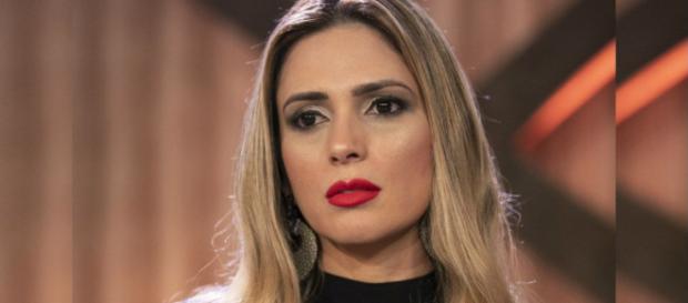 Acusada de agredir Caique, Nadja foi expulsa do reality da Record. (foto reprodução). Acusada de agredir Caique, Nadja foi expulsa do reality da Record. (foto reprodução).
