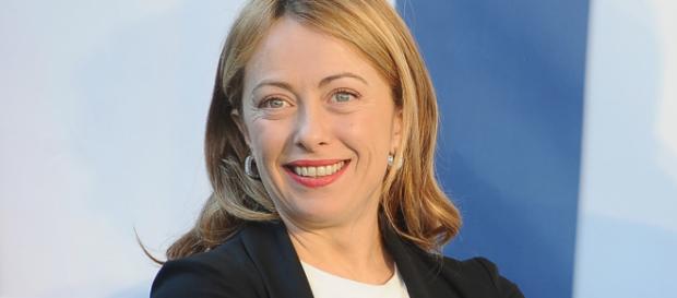 Dura critica al reddito di cittadinanza da parte della Meloni e di Fd'I Dura critica al reddito di cittadinanza da parte della Meloni e di Fd'I