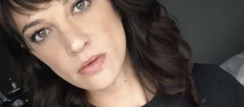 Gossip, Asia Argento chiede scusa alla madre: ‘Mamma ti voglio bene’.