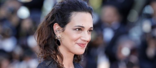 Gossip: è botta e risposta al veleno tra Asia Argento e la madre, Daria Nicolodi.