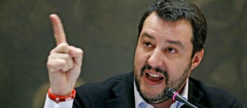 Matteo Salvini esulta: Decreto sicurezza passato al Senato