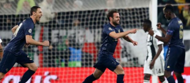 El United ganó un partido que perdía de manera justa. El United ganó un partido que perdía de manera justa.
