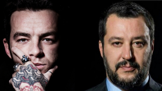 Salmo a sinistra, Matteo Salvini a destra.