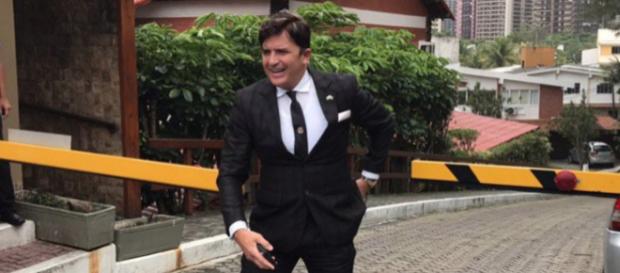 Dr. Rey se oferece para ser Ministro da Saúde no governo de Bolsonaro Dr. Rey se oferece para ser Ministro da Saúde no governo de Bolsonaro