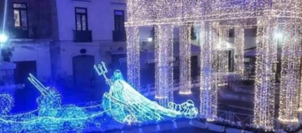 Inaugurata a Salerno l'edizione 2018/19 delle luci d'artista Inaugurata a Salerno l'edizione 2018/19 delle luci d'artista