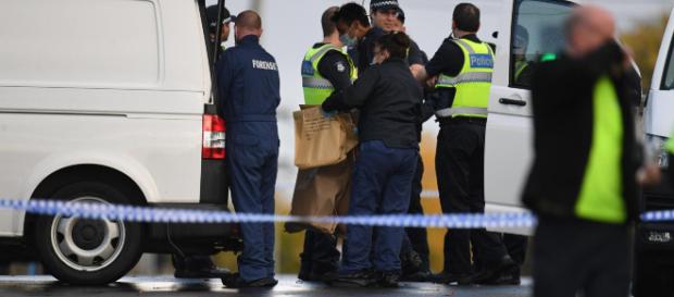 L'attentato di Melbourne, l'Isis rivendica: il killer ucciso L'attentato di Melbourne, l'Isis rivendica: il killer ucciso