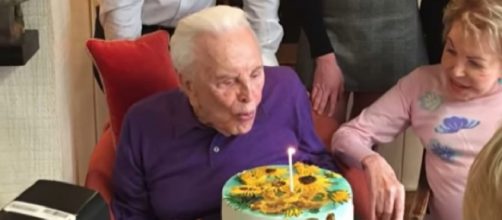 Kirk Douglas at 101st birthday. - [Inside Edition / YouTube screencap]
